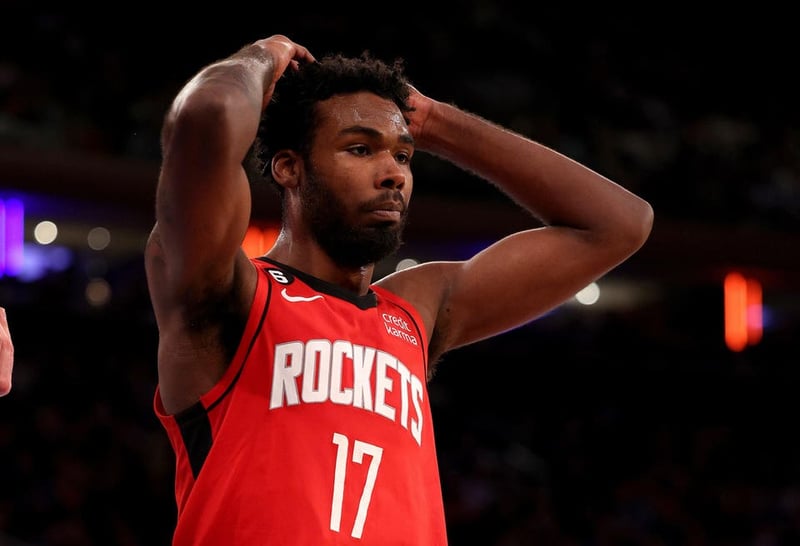 Eason Injury Big Blow To Surging Rockets