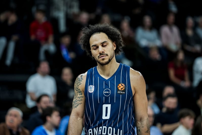 Shane Larkin'den kötü haber