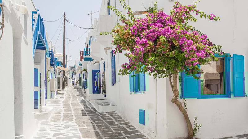 Instagram trifft Geschichte - Wieso viele Häuser in Griechenland weiß-blau sind