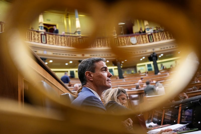 Pedro Sánchez dice que todo es mentira