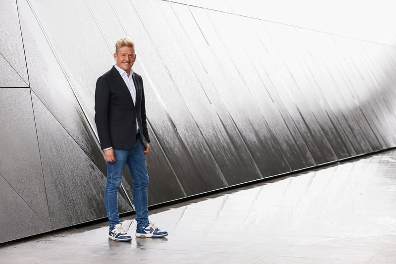 El exCEO de Seat irrumpe en el sector de las bebidas espirituosas con su propia ginebra