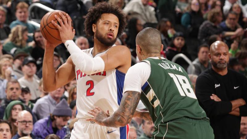 NBA'de Detroit Pistons, üst üste 12. galibiyetini aldı