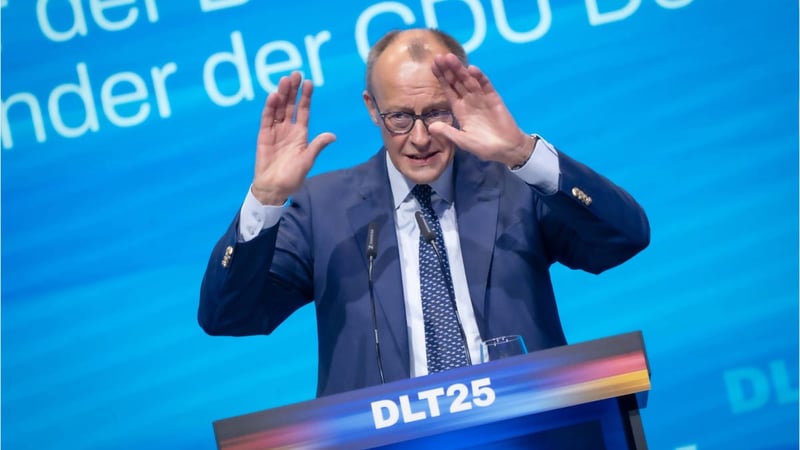 JU-Frauen treiben Merz bei Rente in die Enge - dann haut er eine Ansage raus