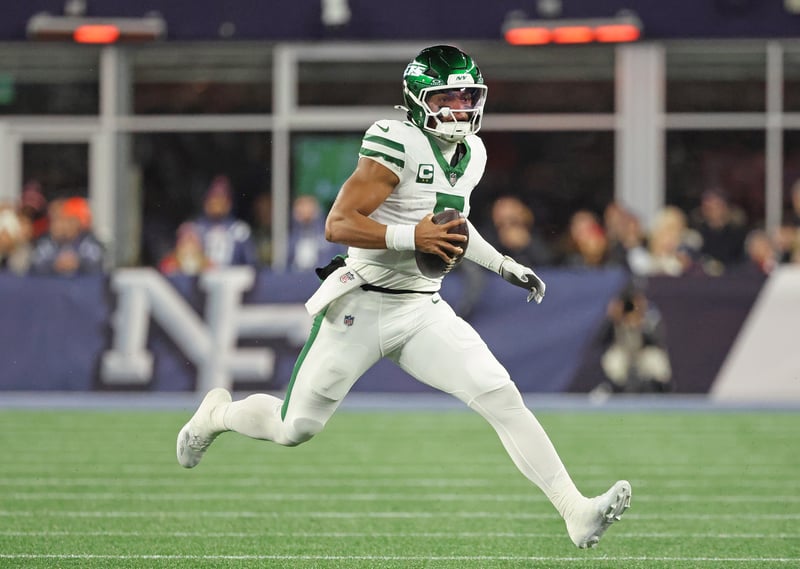 Justin Fields’ latest ugly flop might finally get Aaron Glenn to make Jets QB switch