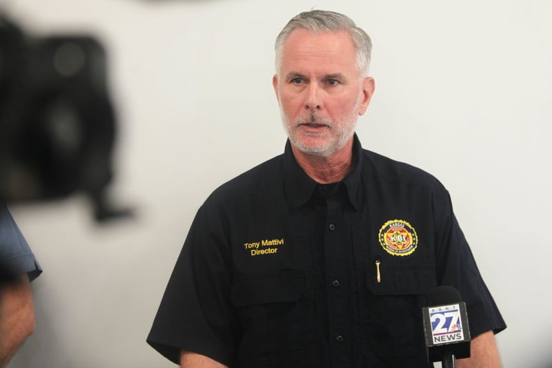 4 law enforcement officers shot in rural Kansas