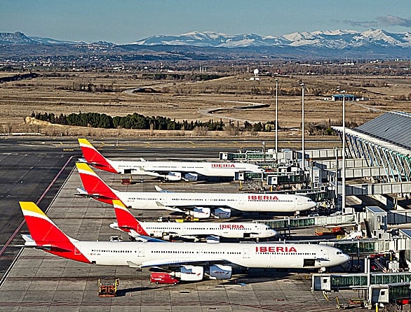 Iberia trabaja para realizar los "cambios necesarios" tras el aviso de Airbus por el fallo en los aviones de la familia A320neo pero no prevé cancelaciones ni retrasos