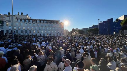 Foule immense, discours poignants, les moments marquants de la marche blanche pour Mehdi Kessaci