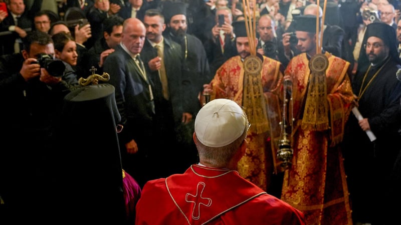 Papa 14. Leo Fener Rum Patrikhanesi'nde