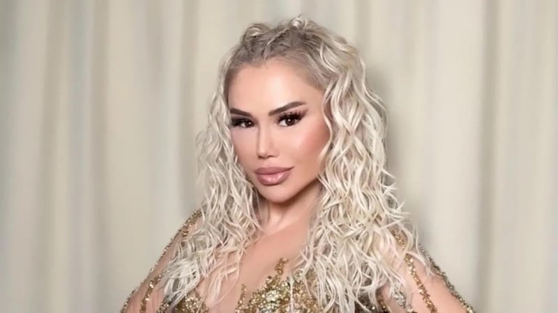 Ceylan makyajsız halde sokağa çıktı! Görenler tanıyamadı