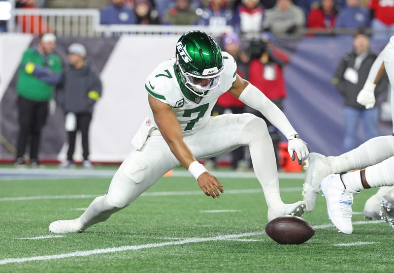 Enough is enough: Aaron Glenn owes it to Jets to make QB change
