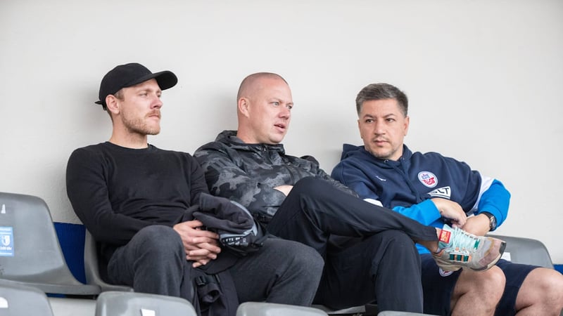 Knall auf Mitgliederversammlung - Hansa trifft wichtige Personal-Entscheidung