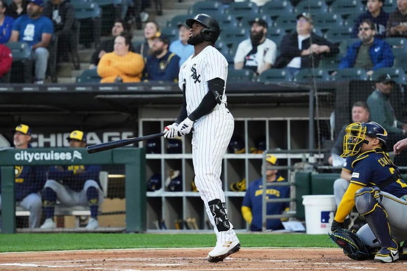 Trading Luis Robert, Jr. This Winter Not Right Timing For White Sox
