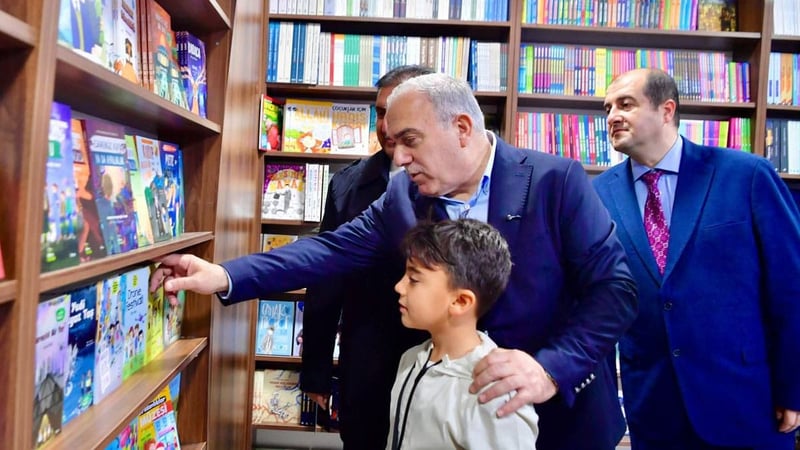 Yayıncılığın kalbi yeniden atıyor: Cağaloğlu Kitapçılar Sokağı açıldı