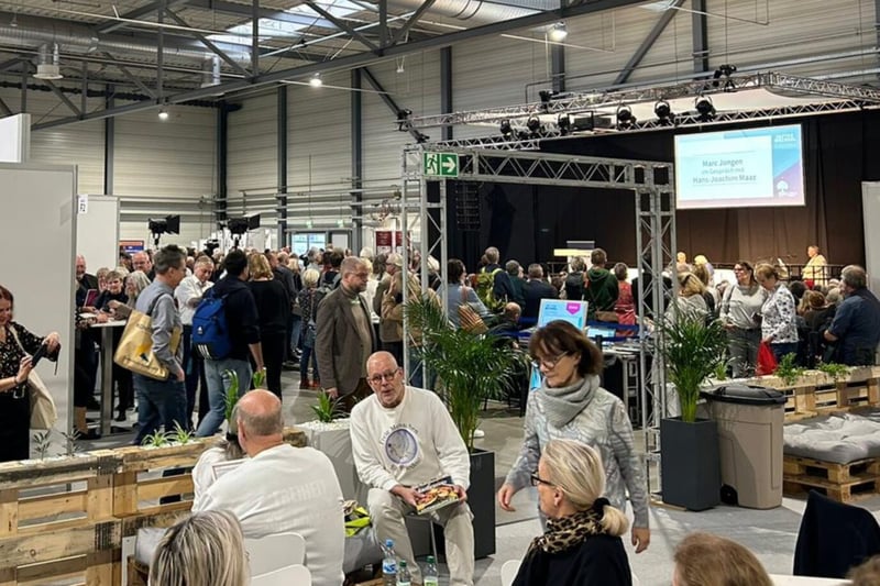 JF-Liveblog Buchmesse „Seitenwechsel“ endet mit Tellkamp-Lesung