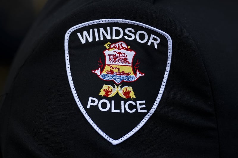 Motorist found covered in blood facing murder charge: Windsor police