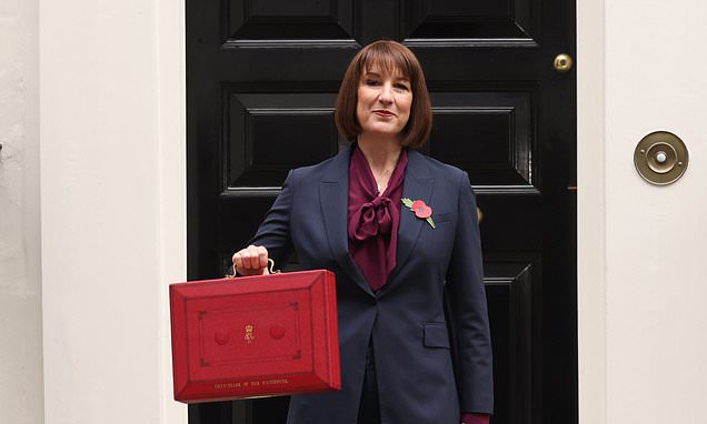 ANDREW NEIL: The Chancellor looks haunted, distraught, even helpless. This is why I now believe there's every chance of a financial crisis - perhaps even before Christmas