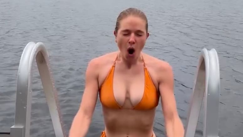 Von der Sauna ins Eisbad - So schön bibbert Lola Weippert!