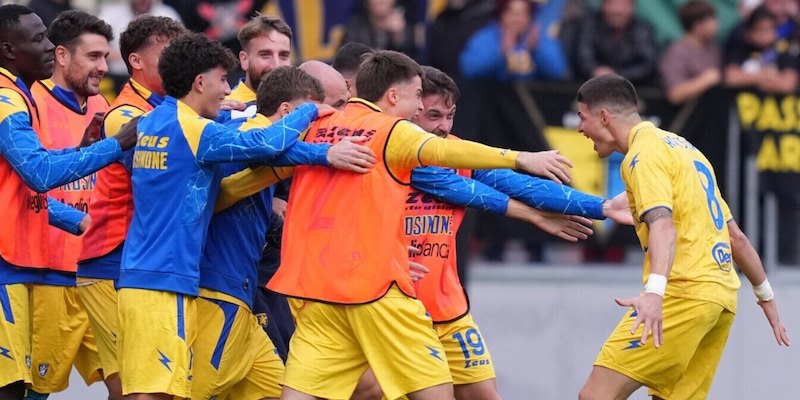 Frosinone di misura sulla Reggiana: Alvini &egrave; 2&ordm;. Tris Venezia sul Mantova, manita Empoli