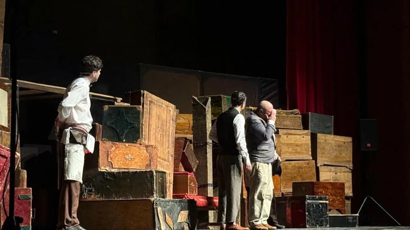 Bursa'da 'Cimri' oyunu sahnelendi...