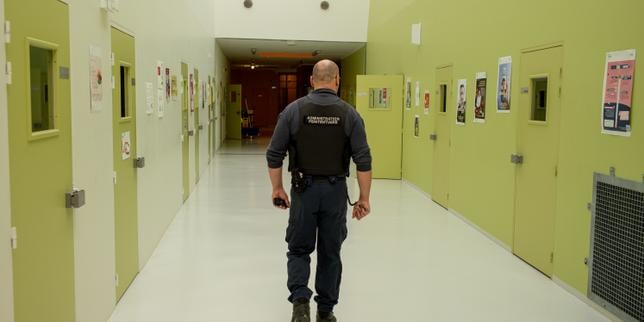 Dans la prison de Vendin-le-Vieil, les « narcos » coupés du monde : « On est des hamsters, des cobayes »