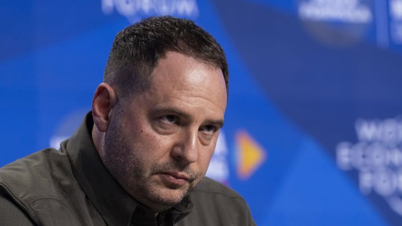 Ukraine: Wegen Korruptionsskandal: Selenskyj entlässt Büroleiter Jermak