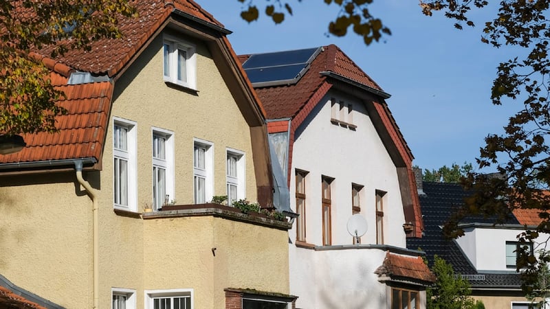 Grundsteuer-Analyse in 100 Städten - Reform macht Wohnen bis zu 900 Euro teurer