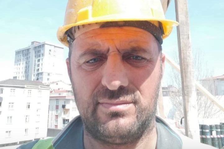 Metro inşaatında hayatını kaybeden işçinin cenazesi Adli Tıp Kurumu'ndan alındı