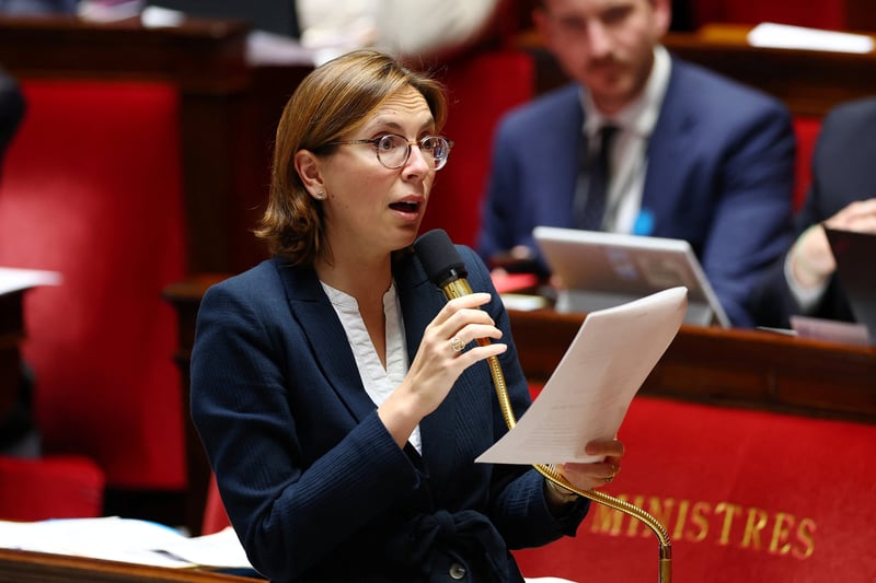 Budget : en l’état des débats, le déficit serait «aux alentours de 5%» en 2026, alerte Amélie de Montchalin