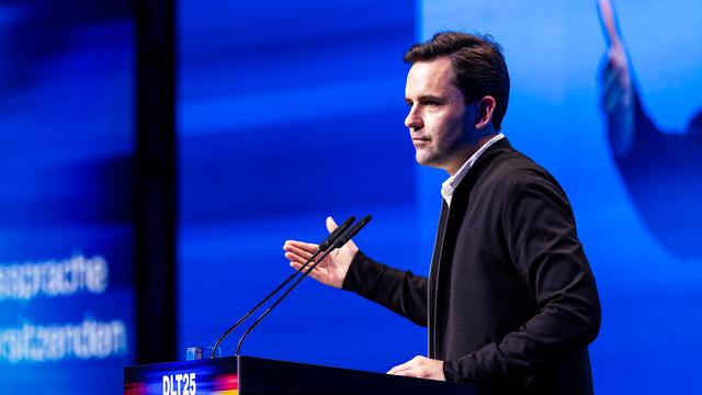 Rentenpolitik: Junge Union fordert Rückendeckung von Merz im Rentenstreit