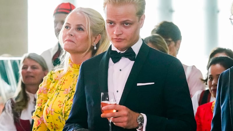 Mette-Marits Sohn – Schlappe vor Gericht - Buch über Marius darf verkauft werden