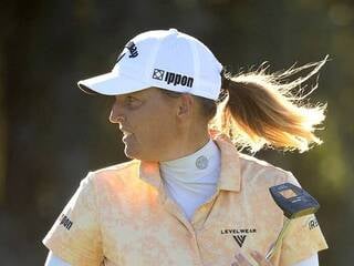 Golf. Let - Andalucia Open de Espana : Perrine Delacour revient à trois coups de Trichat Cheenglab