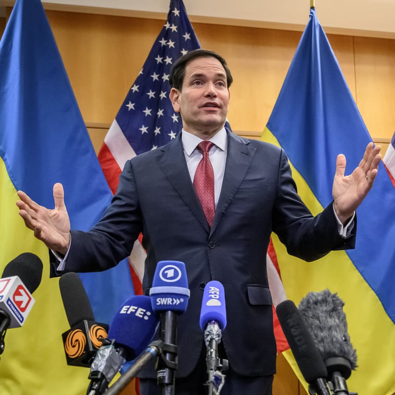 Top Trump Aides to Meet With Ukrainians in Florida on Sunday