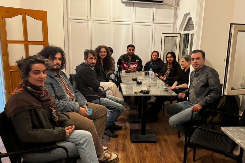 Arjen Arî’nin direniş şiirleri görsel bir dile dönüşüyor