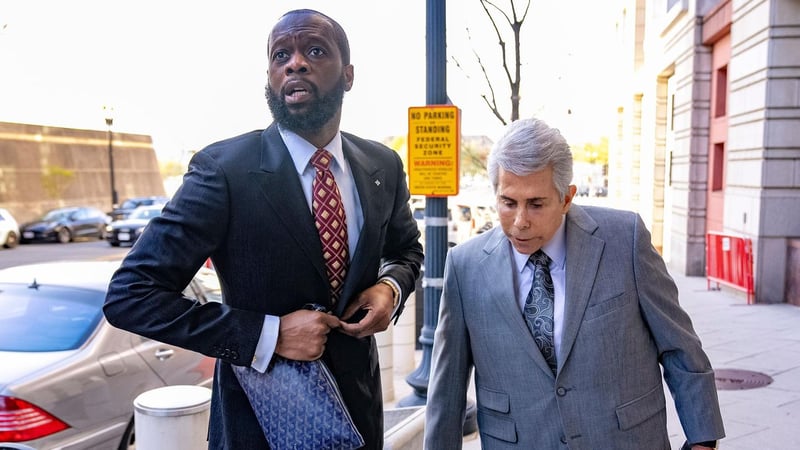 Illegale Wahlkampfspenden: Gericht verurteilt "Fugees"-Rapper Pras zu 14 Jahren Haft