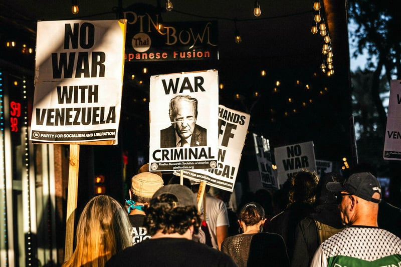 Au Venezuela, Donald Trump dos au mur