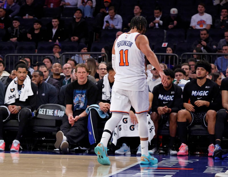 Mike Brown defends controversial Jalen Brunson decision with answer straight out of Tom Thibodeau’s book