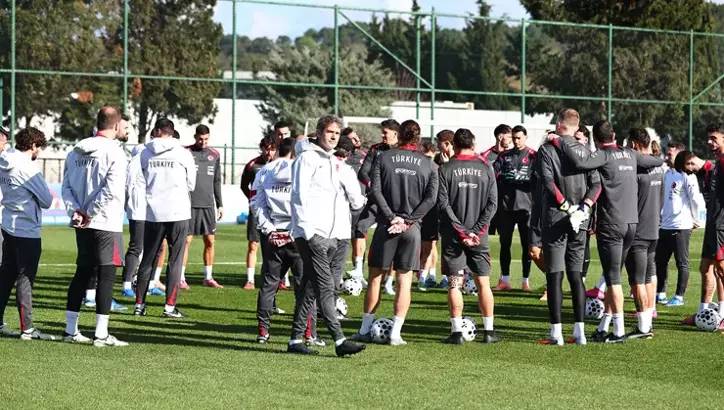 A Milli Takım'a Emirhan Topçu kadrodan çıkarıldı