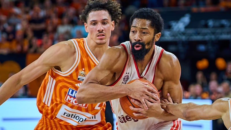 Weiter Sorgen um Weltmeister-Coach - Dinwiddie sei Dank! Bayern siegt in Ulm