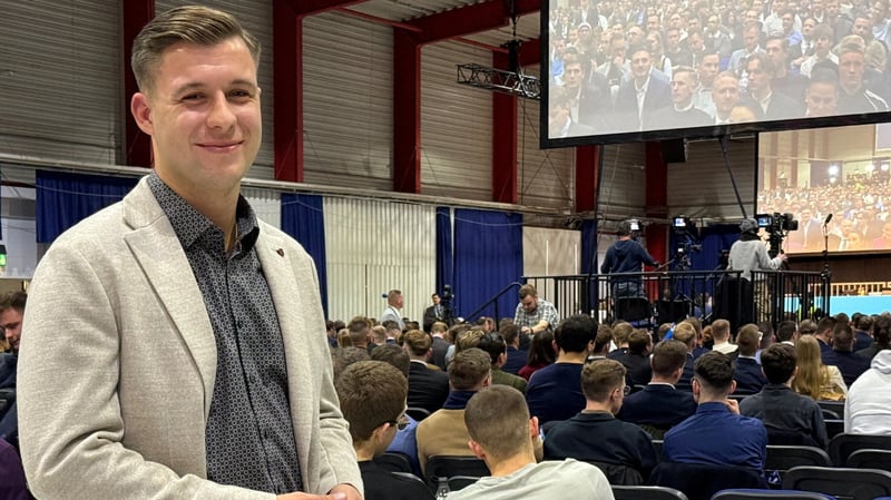 Liveblog Bundespolitik: Jean-Pascal Hohm zum Vorsitzenden der AfD-Jugend gewählt