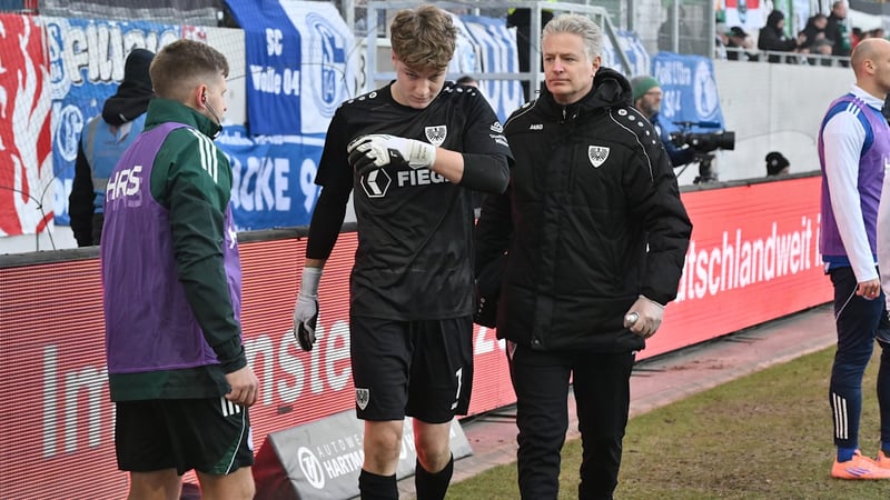 Ohnmacht und Brummschädel - So heftig erwischte es Preußens Rot-Keeper