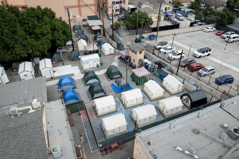 Letters to the Editor: L.A. homeless shelter fiasco proves the city's processes need to change