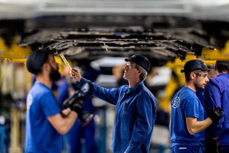 Ford CEO says car giant is struggling to fill 5,000 mechanic posts despite offering $120K salary