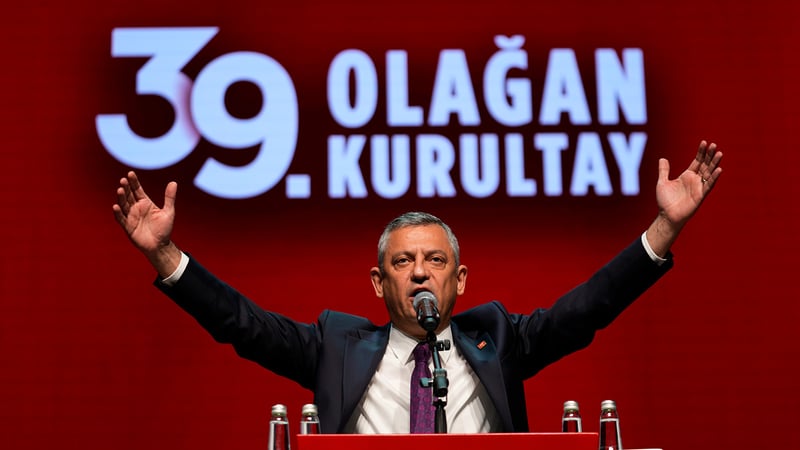 CHP'nin 39. Olağan Kurultayı'nda Özgür Özel yeniden genel başkan seçildi