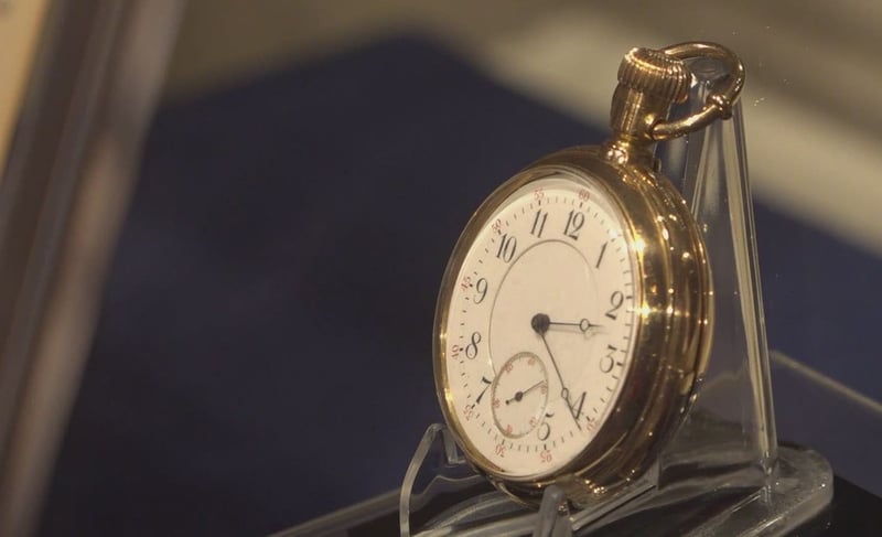 Titanikle beraber bamıştı! Altın saat rekor fiyata satıldı