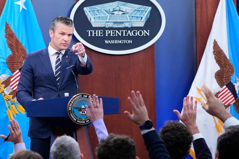 Pentagon rolls out the welcome wagon for new MAGA-friendly press corps