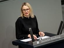 Hass und Diskriminierung: Bundesregierung erarbeitet neuen Aktionsplan gegen Rassismus