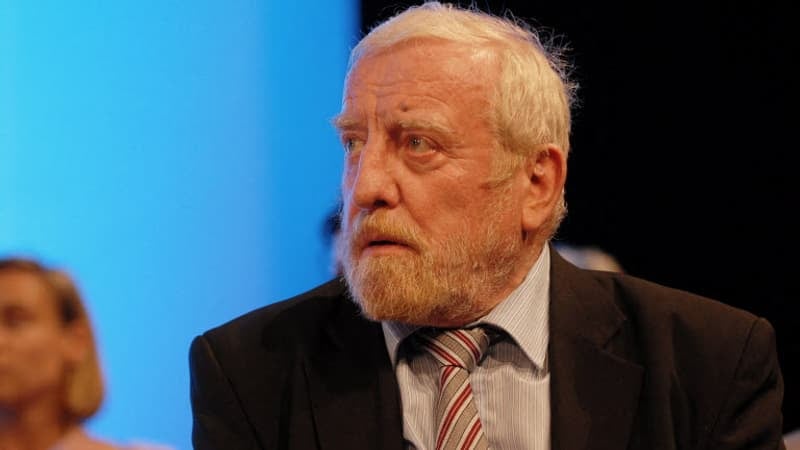 Marine Le Pen et Jordan Bardella annoncent la mort d'Alain Jamet, cofondateur du Front national