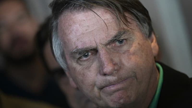L'ex-président du Brésil Jair Bolsonaro placé en détention provisoire, après sa condamnation pour tentative de coup d'État