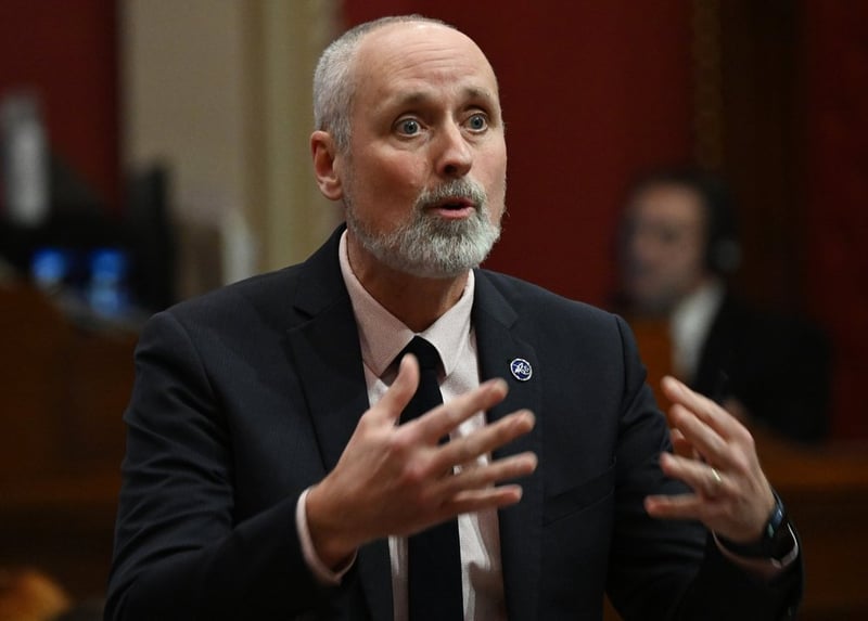 Vincent Marissal quits Québec Solidaire