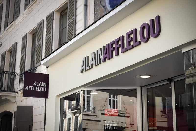 Alain Afflelou au-delà milliard d’euros de chiffre d’affaires